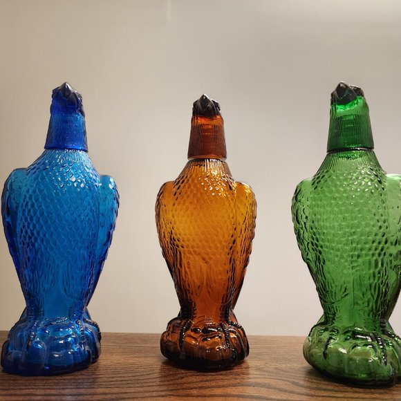 Vintage Glass Eagle Set, Decanter Shot Glass, MCM Barware - Picture 8 of 8